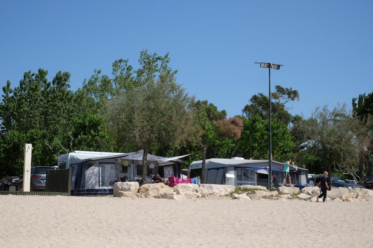 Playa Montroig Camping Resort 外观 照片